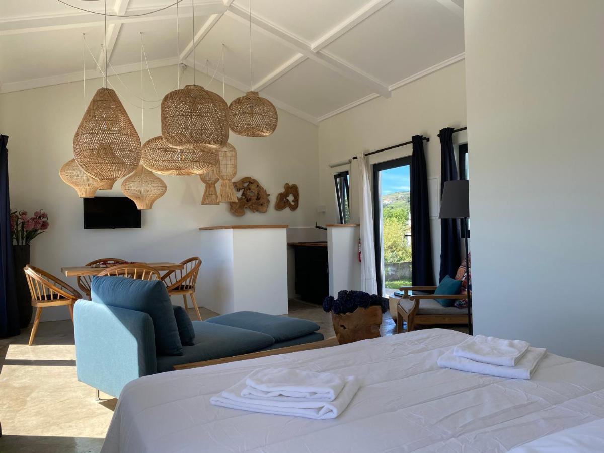 Luzz Me - Casas De Santa Barbara Apartment ภายนอก รูปภาพ